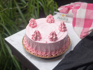 Strawberry Cake (250 Gm)