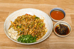 Chicken Pad Thai Noodles