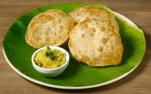 Poori Set (3Nos,Curry)