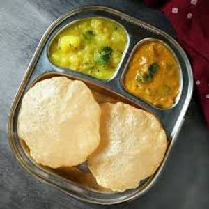 Poori Set With Potato Masala