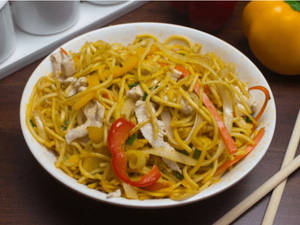 Chicken Singapore Chilly Noodles