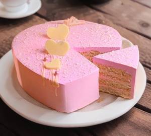 Heart shape strawberry cake
