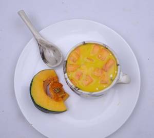Pumpkin Almond Soup