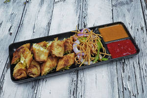 Spring Roll With Salad