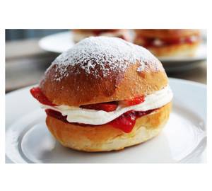 Grilled Jam Bun