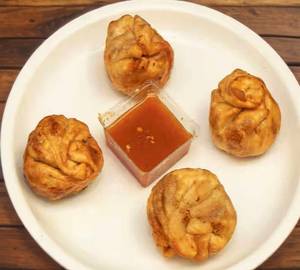 Veg Fried Momos (6 Pcs)