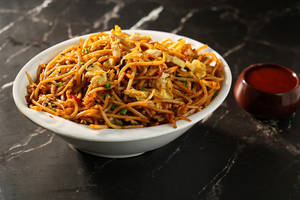 Egg Schezwan Noodles