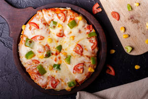 6.5" Tomato Capsicum Cheese Pizza