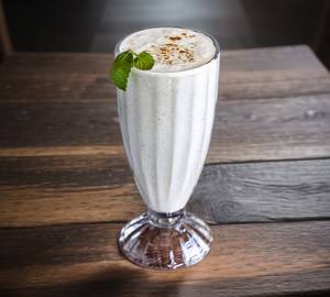 Lassi with ice cream