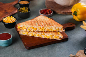 Cheesy Corn Sandwich