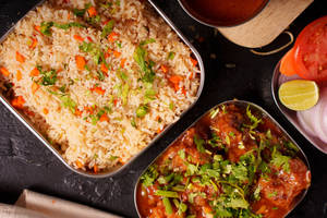 Veg Fried Rice + Veg Gravy Manchurian