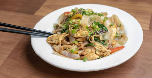Veg Pad Thai Noodles 