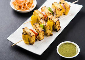 Spicy Sholey Paneer Tikka