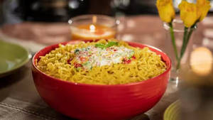 Veg Schezwan Cheese Maggi