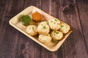 Kesar Cheese Chicken Fried Momos (6 Pcs)