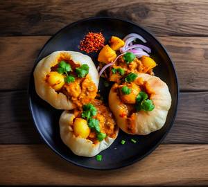 Luchi With Aloo Dum