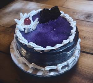 Choco Blackcurrant Cake (Half Kg)