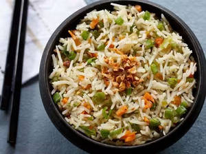 Veg Burnt Garlic Rice 