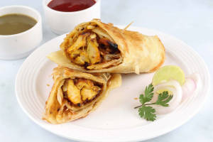 Double egg chilli paneer roll