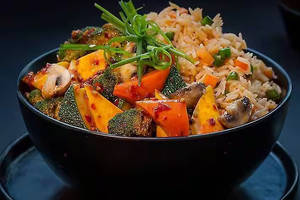 Chicken Pot Rice With Chilly Corriander