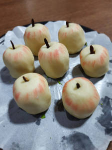 Khoya Apple