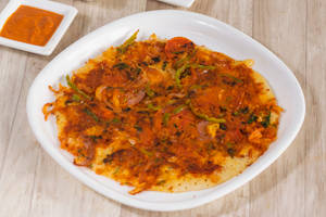 Mysore Uttapam (Served with Cocunut Chutney, Red Chutney and sambar)