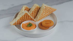 Egg Breakwich Sandwich