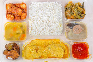 Non veg thali [serves 1]