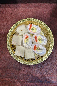 Rasmalai Cham Cham ( 250gm ) + White Kalakand  ( 250gm )