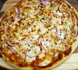 Onion Pizza