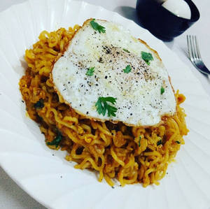 Double Maggi With Egg