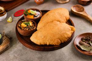 CHANNA BHATURA