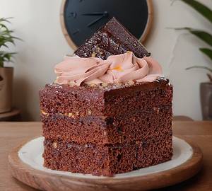 Chocolate hazelnut pastry