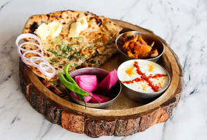 Tandoori Onion Parantha  (with Dahi And Achar)