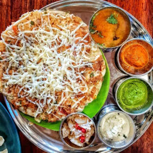 Cheese Uttapam