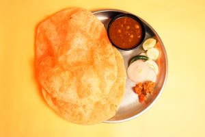 Chole + Bhatoora(2Pcs) + Raita + Aachar