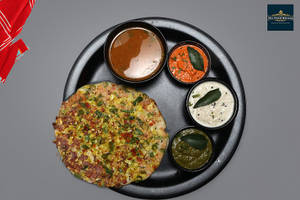 Onion Tomato Uttappam