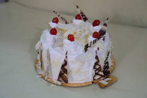 White Forest Cake