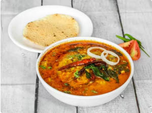 Buttery Dal Khichdi [ 600 Ml ] + Papad + Pickle