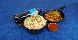 Chicken Chilly + Chicken Hakka Noodles +Big Softdrink 