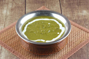 Hari Makai Saag  