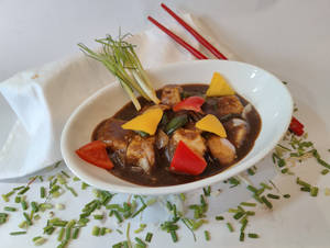 Paneer in Hot Black Bean Sauce