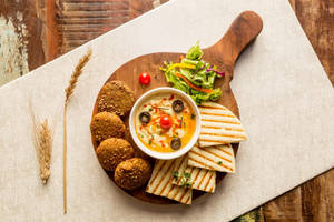 Falafel With Hummus