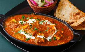 Butter Paneer + Paratha (4 Pcs) + Salad