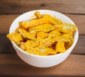 Mourola Macher Bati Chorchori