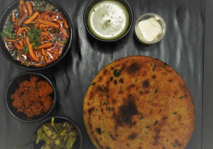 Sev Tomato Bhaji + Methi Bajra Roti