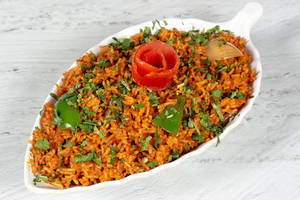 Urban Pind Chicken Tawa Tikka Biryani+  With Gravy. (rasbhari Jamun Rasgulla Box)