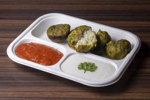 Mozzerrella Cheese Haryali Momo[8pcs]