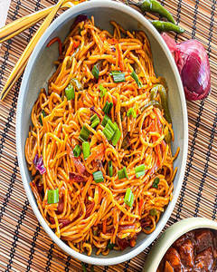Schezwan Noodles - Veg