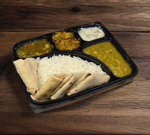 Veg Thali [Without Onion & Garlic]